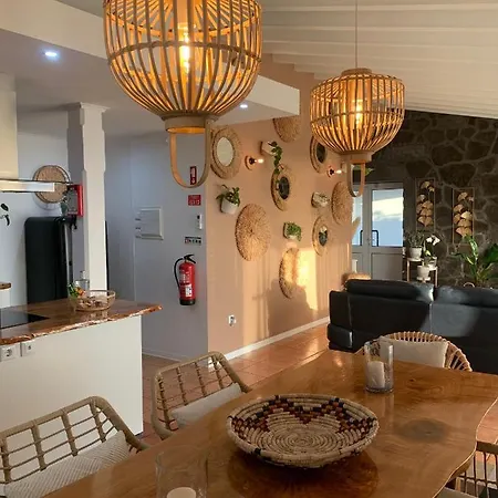 Villa Picoterrace Madalena (Azores)